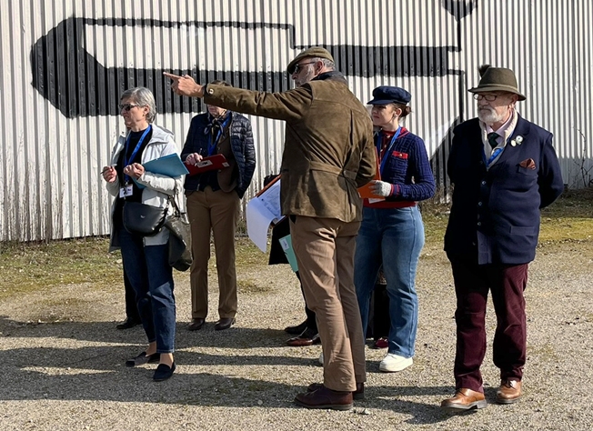 Eduardo's judging group
