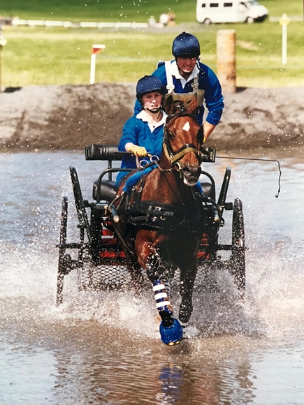 Victoria Lyons at Punchestown Irish Championships 1998