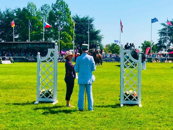 Sarah interviewing sponsor Ivan Fisher during the Coachmans class